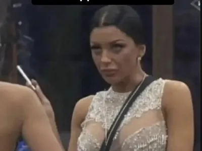 Спукаха от подигравки Емануела на старта на "Ергенът" СНИМКИ