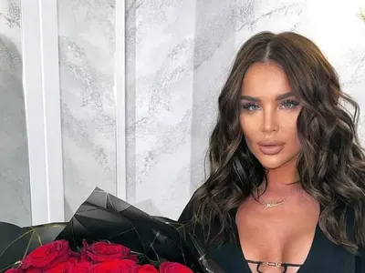 Спукаха от подигравки Емануела на старта на "Ергенът" СНИМКИ