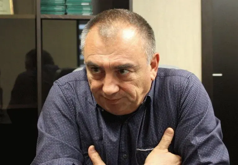 Столичани на бунт! Далавераджиите Колелиев и Зеленченко от скандала “Ало Банов” посегнаха да застроят паметник на културата с помощта на главната архитектка на София и Васил Терзиев (СКАНДАЛНО РАЗСЛЕДВАНЕ)