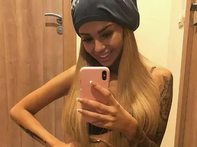 Сузанита имитира Мерилин Менсън