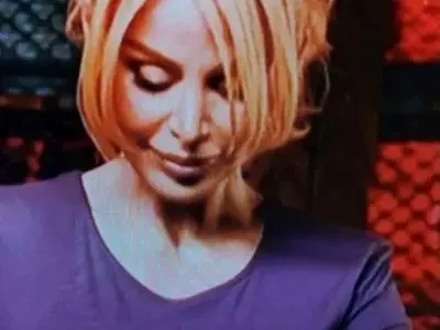 Светлана Гущерова показа щръкнали зърна в "Хелс Китчън" СНИМКИ 18+