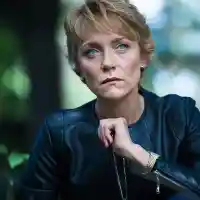 Състаряват Койна Русева за роля