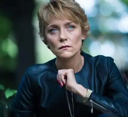 Състаряват Койна Русева за роля