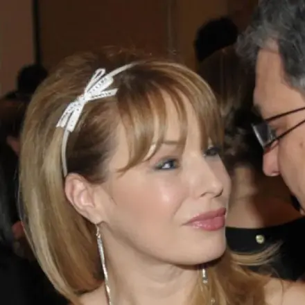 Такава красива жена! Защо, бе?!.. Мира Добрева стана втора Наталия Симеонова: Не може да забрави Жоро Торнев! (ВИЖ ТУК)