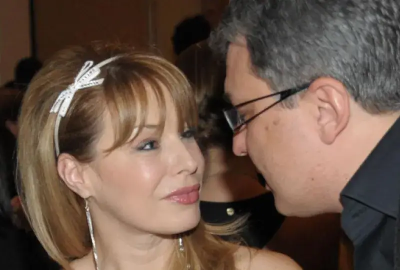 Такава красива жена! Защо, бе?!.. Мира Добрева стана втора Наталия Симеонова: Не може да забрави Жоро Торнев! (ВИЖ ТУК)