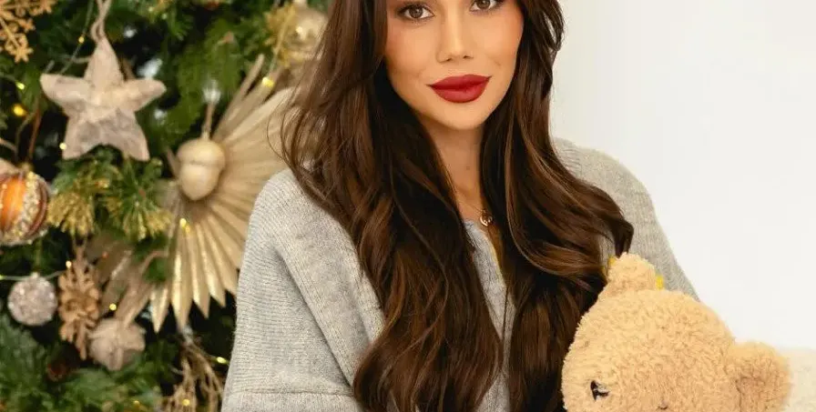 Това НЕ Е същият човек: Ето как е изглеждала ергенката Даниела, преди да забегне от Чепеларе в София! (МНОГО СНИМКИ)