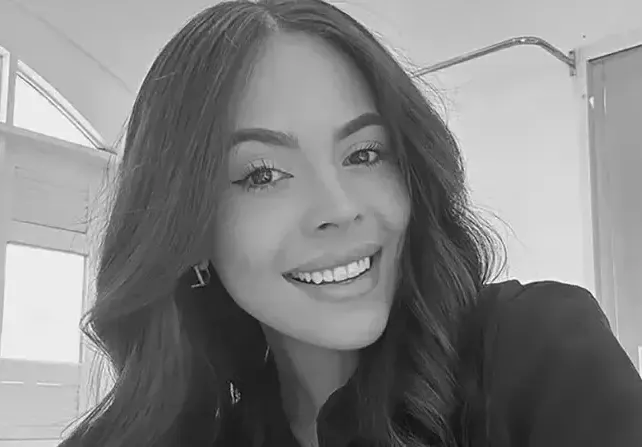 Трипер покоси манекенка №1 в Бразилия