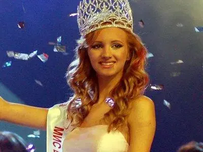 Вижте кои са най-красивите ни миски? 30 години никой не може да детронира Жени Калканджиева