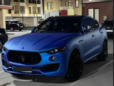 Вижте в какъв РАЗКОШ живеят Андрей и жена му (Подари й Мазерати за 100 бона)