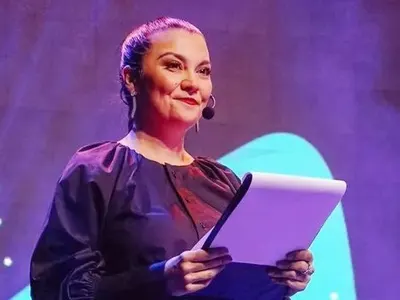 Водещата на "Преди обед" Оля Малинова живее с жена