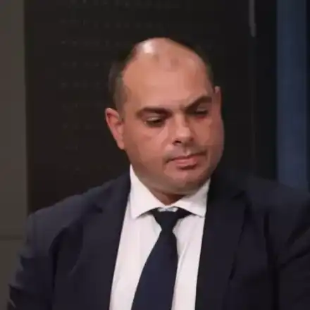 Вътрешният зам.-министър Филип Попов вкаран в политиката от Михаил Миков 