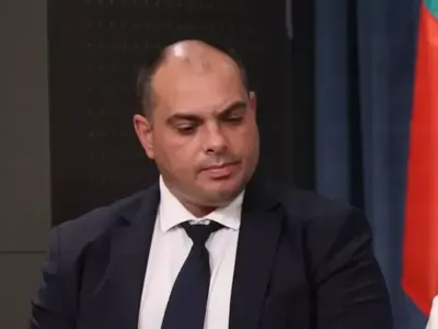 Вътрешният зам.-министър Филип Попов вкаран в политиката от Михаил Миков