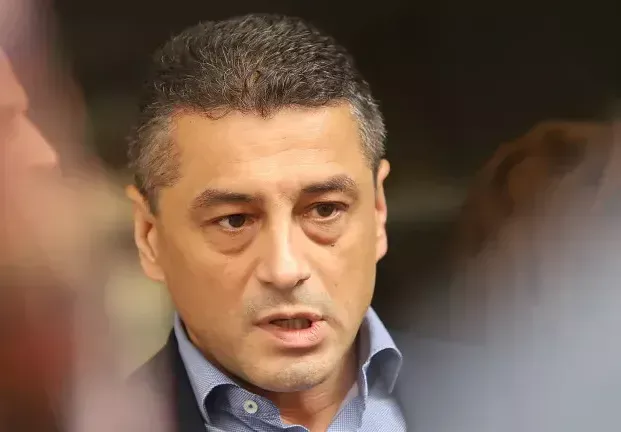 Готви ли се новата президентска партия?