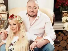 ХРИСТИЯН ГУЩЕРОВ СЪСИПАН:  Жена ми Светлана избра пак да се върне към стария занаят