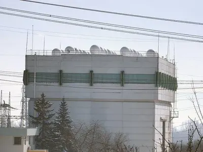 За първи път на Балканите: Мъск тайно строи сателити в България