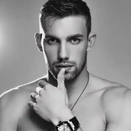 Заради ТОВА ВИДЕО Виктор от „Ергенът“ вече е с прякор МОМАТА