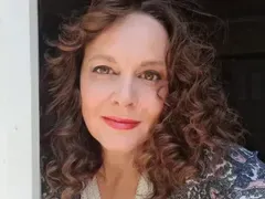 Звездата от Народния театър, „Вина“, „Гунди – легенда за любовта“ и новия български филм „Клас 90“ Параскева Джукелова: Открих, че в живота няма справедливост