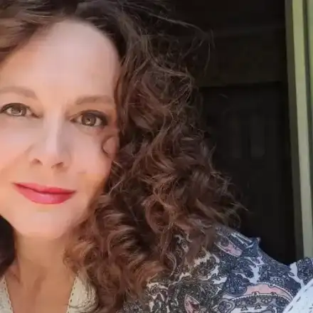 Звездата от Народния театър, „Вина“, „Гунди – легенда за любовта“ и новия български филм „Клас 90“ Параскева Джукелова: Открих, че в живота няма справедливост