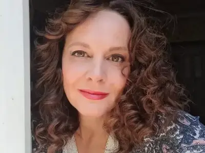 Звездата от Народния театър, „Вина“, „Гунди – легенда за любовта“ и новия български филм „Клас 90“ Параскева Джукелова: Открих, че в живота няма справедливост