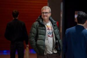 Ергенът Виктор се натиска със звезда от минал сезон СНИМКИ