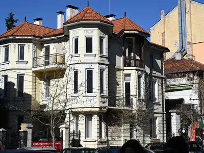 Αντίο! Alpha Bank продаде имотите си в България