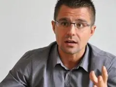 Андрей Арнаудов погреба тъста си, Калин Вельов - баща си