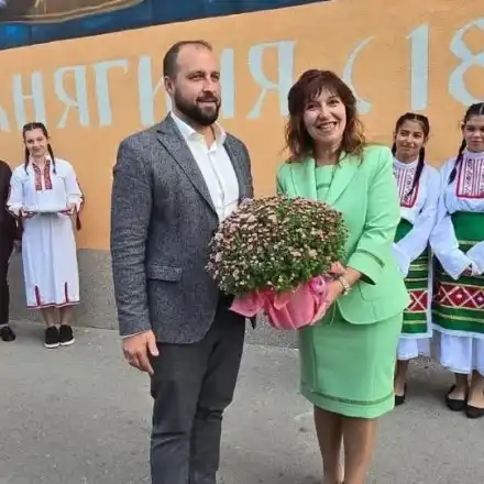 Арестуваната с подкуп училищна директорка прибрала над 1 млн. лева от рушвети за ремонти 