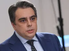 Асен Василев се опитал да продаде на китайци летище Пловдив