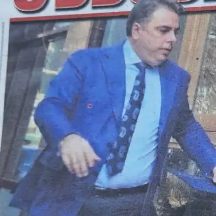 Асен Василев яко се ошишка! Слабее със супа за 13,50 лв. СНИМКИ