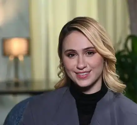 Бакалова спира цигарите, не пълнее