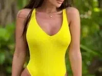 Бардак! Босът на “Хепи” Орлин Попов тормозел сексуално сервитьорки срещу 300 лв. и салата на аванта. Опъвал и Даниела от “Ергенът”