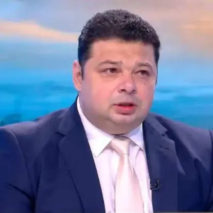 Бащата на Орлин Колев е циганин, бил депутат от БСП