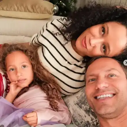 Без телефони в училище:  Орлин Павлов приветства идеята, Ромина Тасевска също, но с условие