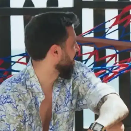 Безработната Ферай от „Ергенът” се вози в „Ролс Ройс”