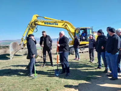 Бившият МВР шеф Христо Терзийски вдигна скандал заради първа копка на водопровод