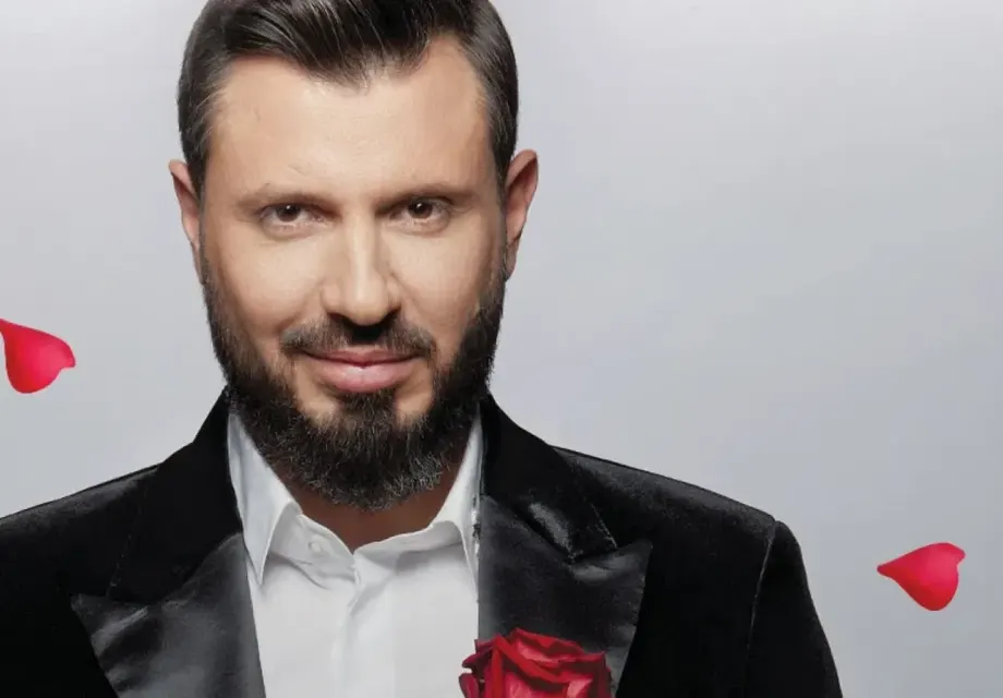 Бомба!Мартин Елвиса на колене пред бившата си! Тя го натири, влюбена е в жена (Снимки)