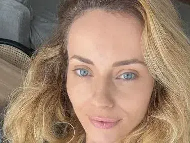 Бомба!Мартин Елвиса на колене пред бившата си! Тя го натири, влюбена е в жена (Снимки)