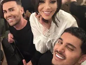 Чалгата полудя: Първи СНИМКИ от купона за ЧРД на Емилия