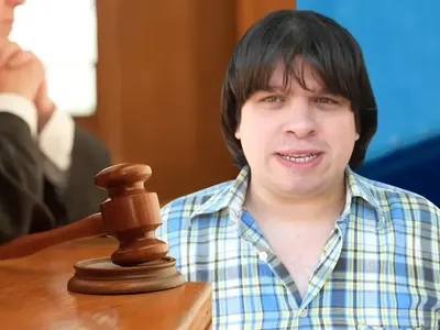 Човек "отгоре" е нареждал на Манукян да точи милионите от МК СНИМКИ