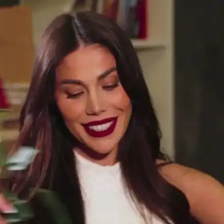 Даниела от „Ергенът“ спи с боса на „Хепи”