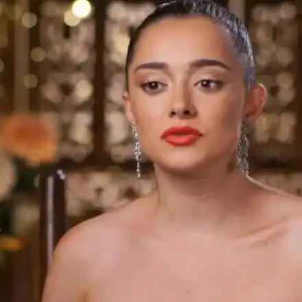 Дибидюс: Маймуни съблякоха ергенката Валерия в Тайланд (СНИМКИ)