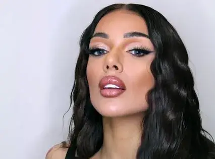 Диона ходи на фризьор 3 пъти седмично