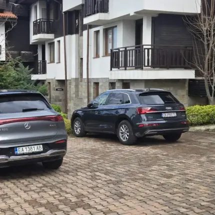 ДИВА НАГЛОСТ! Мощни джипове  нахлуха в частна собственост (СНИМКИ)