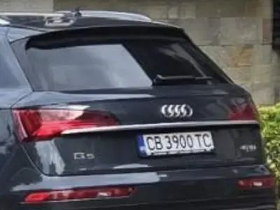 ДИВА НАГЛОСТ! Мощни джипове  нахлуха в частна собственост (СНИМКИ)