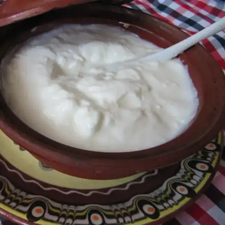 Експерт разкри как да сме сигурни, че купуваме истинско мляко в магазина