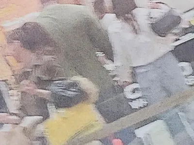 Емил Каменов си хвана гадже (Папарашка снимка)