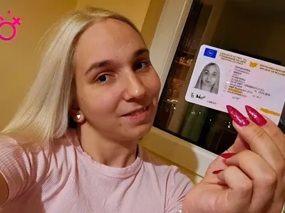 Емили Тротинетката ще обикаля Европа с мотор!