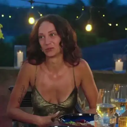 ЕШ ПА ТАЯ!! Вижте бозавата Любомира с грим и стайлинг на фатална жена! (няма да я познаете - СНИМКИ)