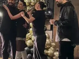 Фики с юбилей като малка сватба СНИМКИ