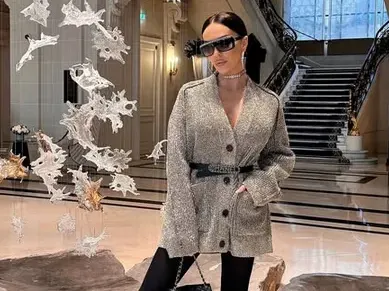 Галена се премени  за близо 4000 евро за 8 март СНИМКИ